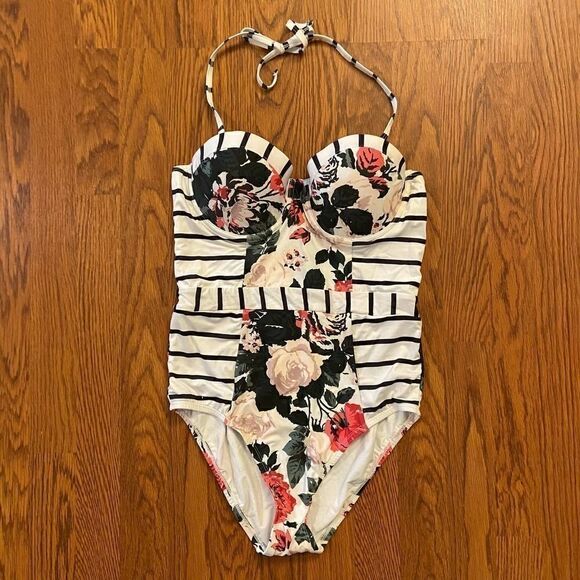 NEW ModCloth The Harper One-Piece Swimsuit Medium - Picture 3 of 7